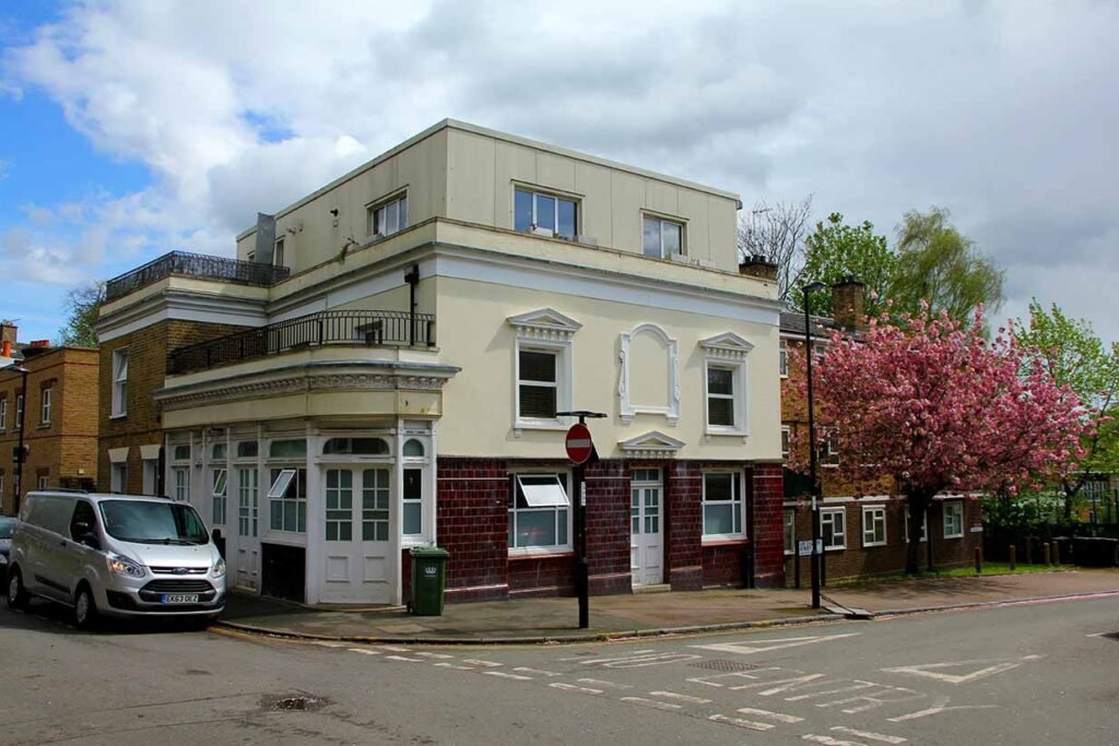 2 Bedroom Flat Blackheath