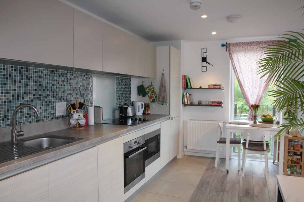 2 Bedroom Flat Canning Town