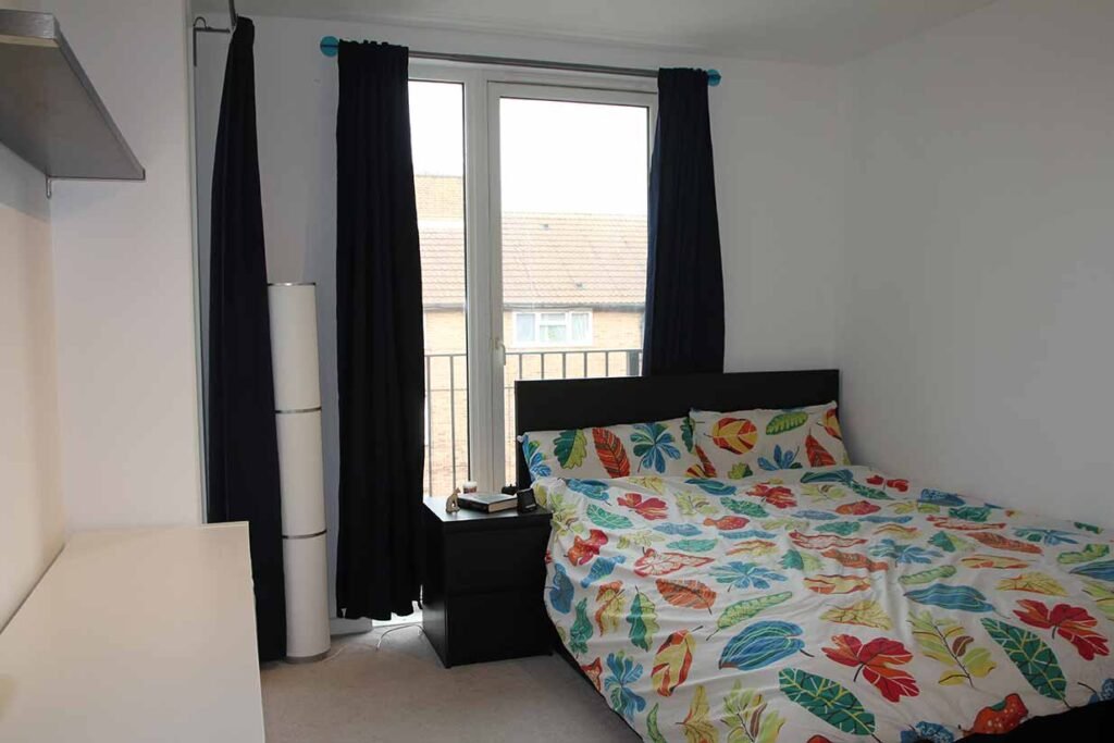 2 Bedroom Flat Canning Town